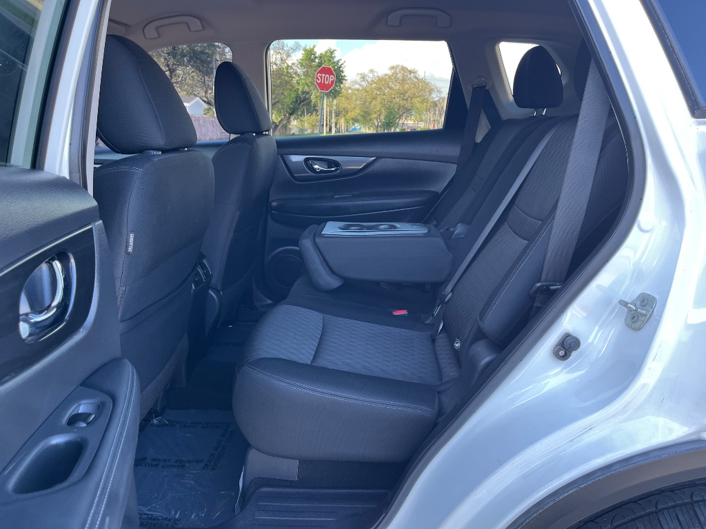 2018 Nissan Rogue - $10,295