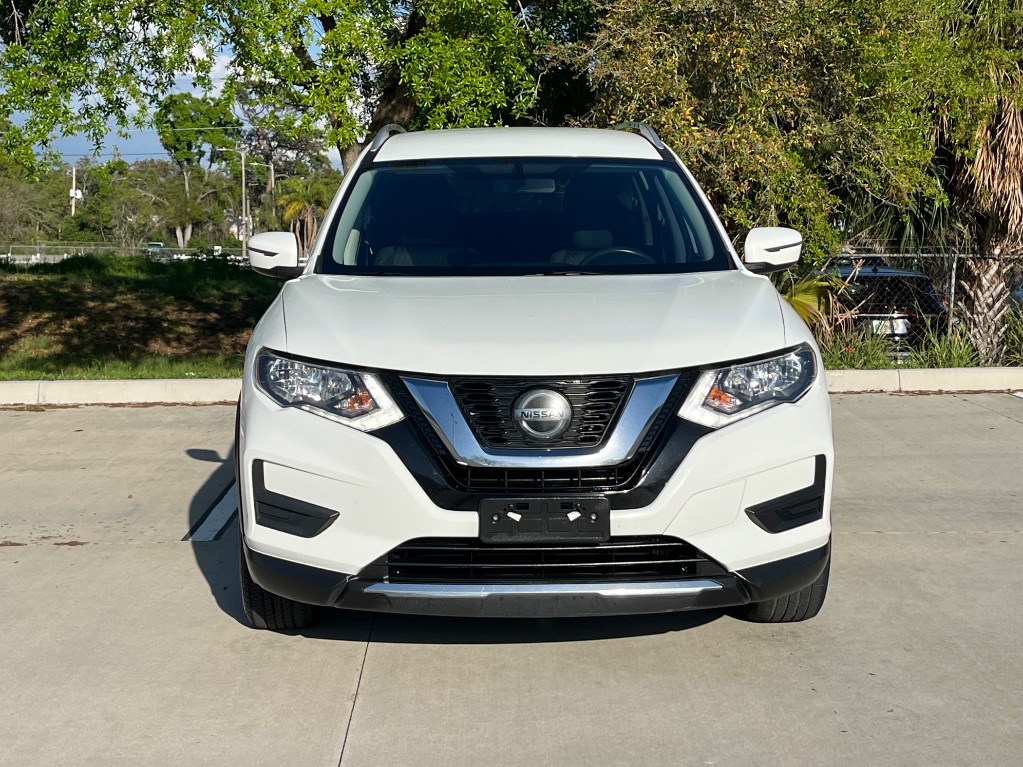 2018 Nissan Rogue - $10,295