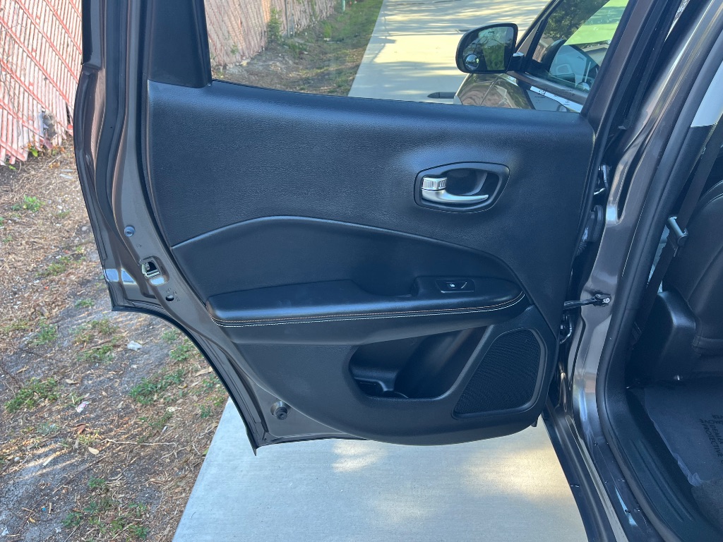2018 Jeep Compass - $10,495