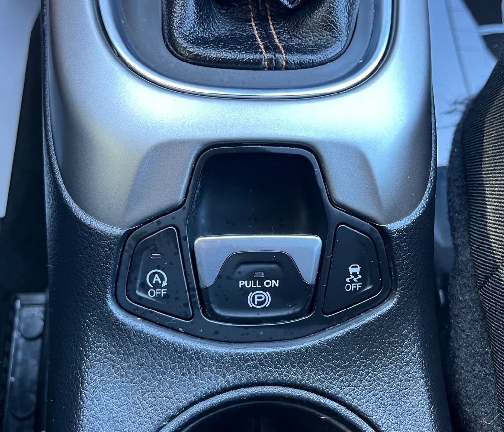 2018 Jeep Compass - $10,495