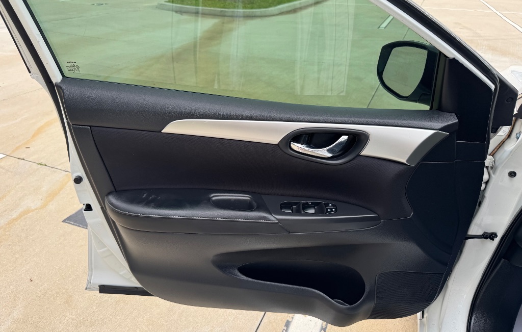 2018 Nissan Sentra - $7,995