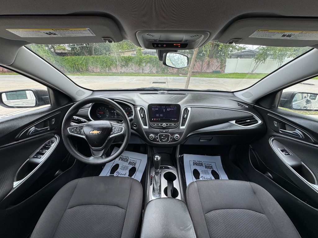 2019 Chevrolet Malibu - $9,995