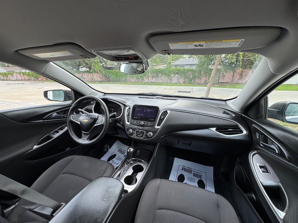 2019 Chevrolet Malibu - $9,995
