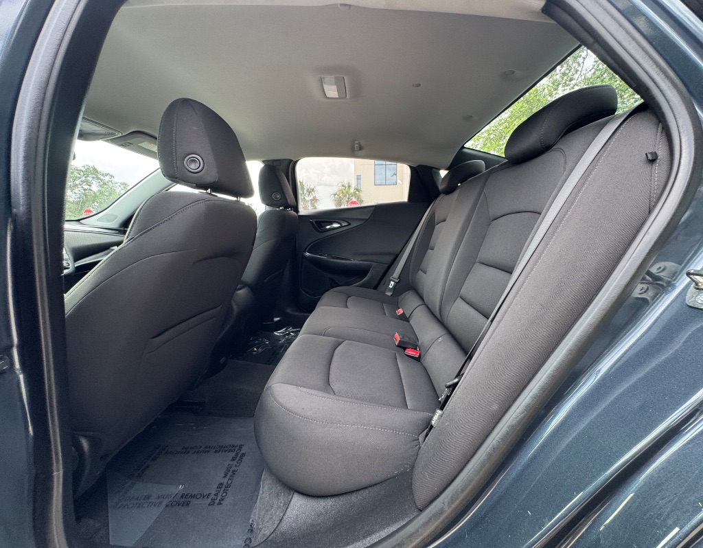 2019 Chevrolet Malibu - $9,995