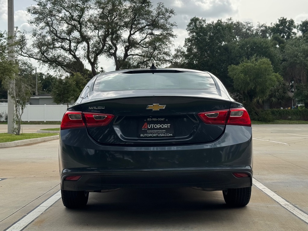 2019 Chevrolet Malibu - $9,995