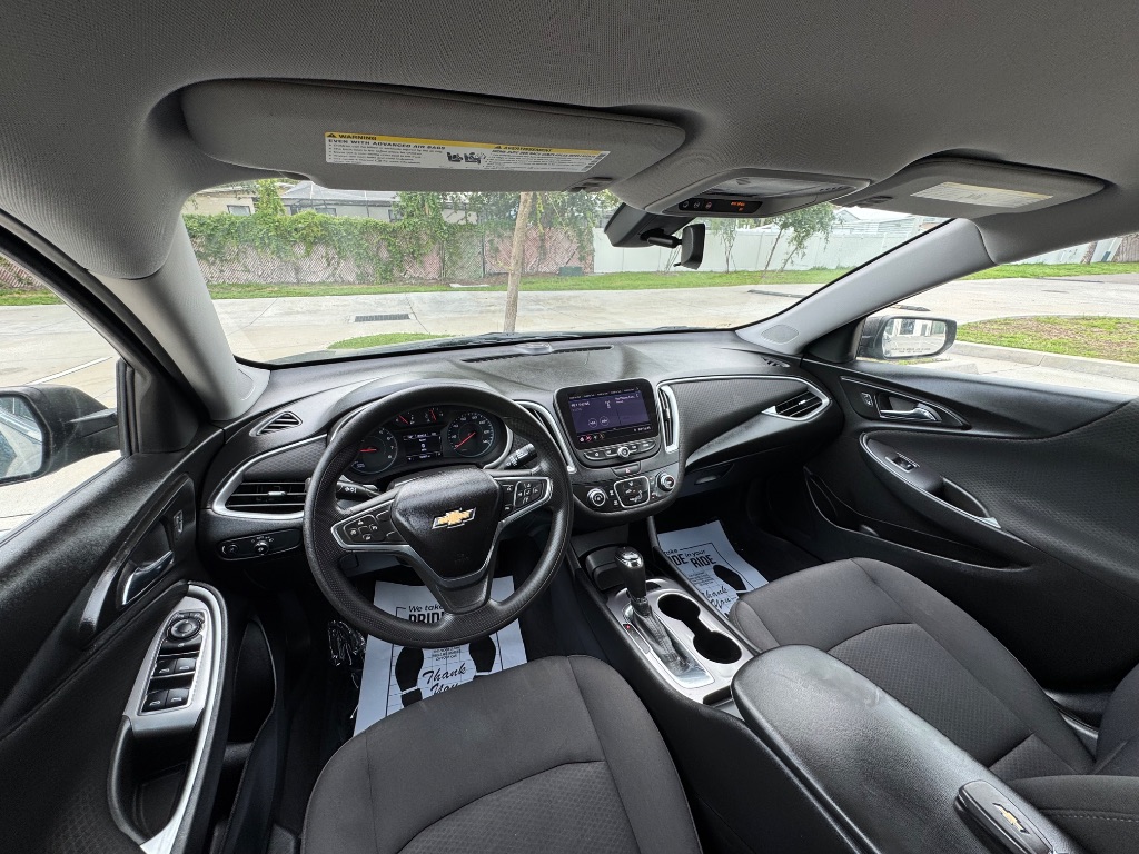 2019 Chevrolet Malibu - $9,995