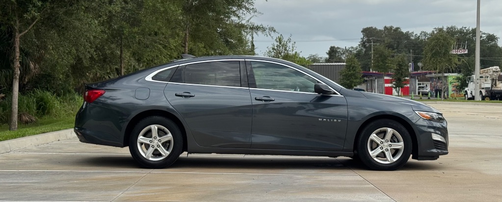 2019 Chevrolet Malibu - $9,995