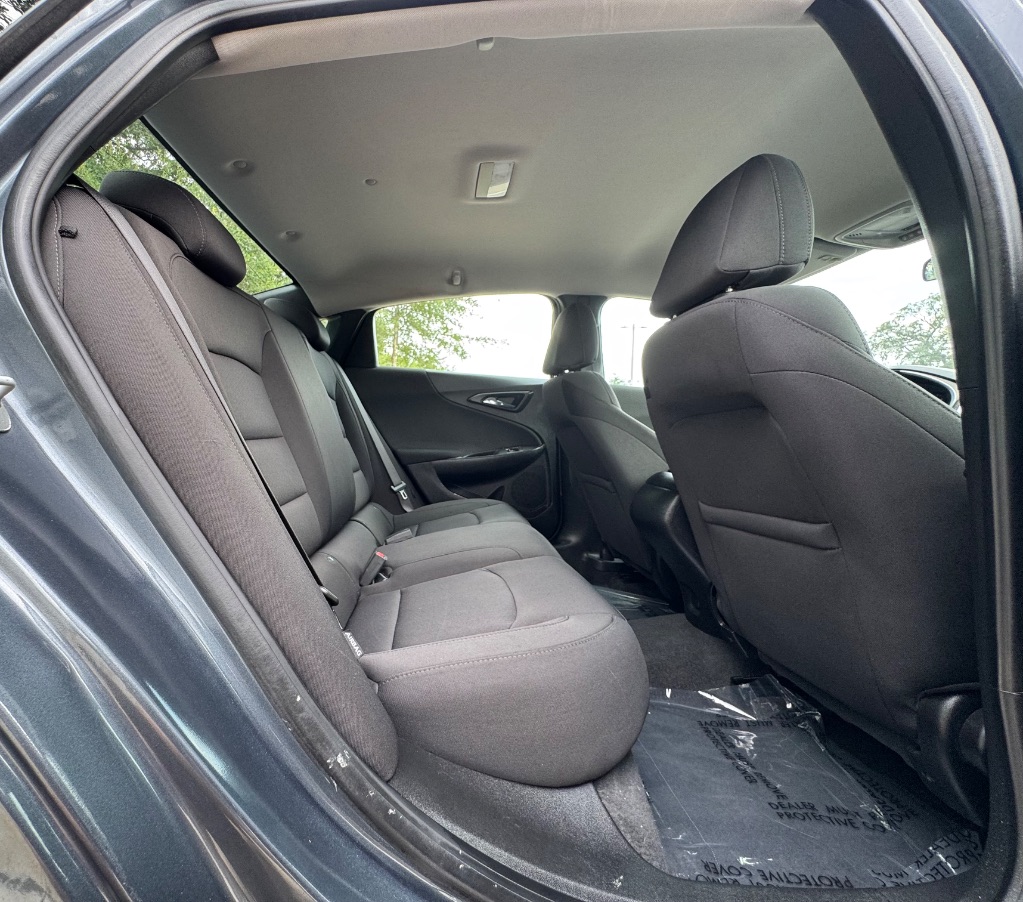 2019 Chevrolet Malibu - $9,995