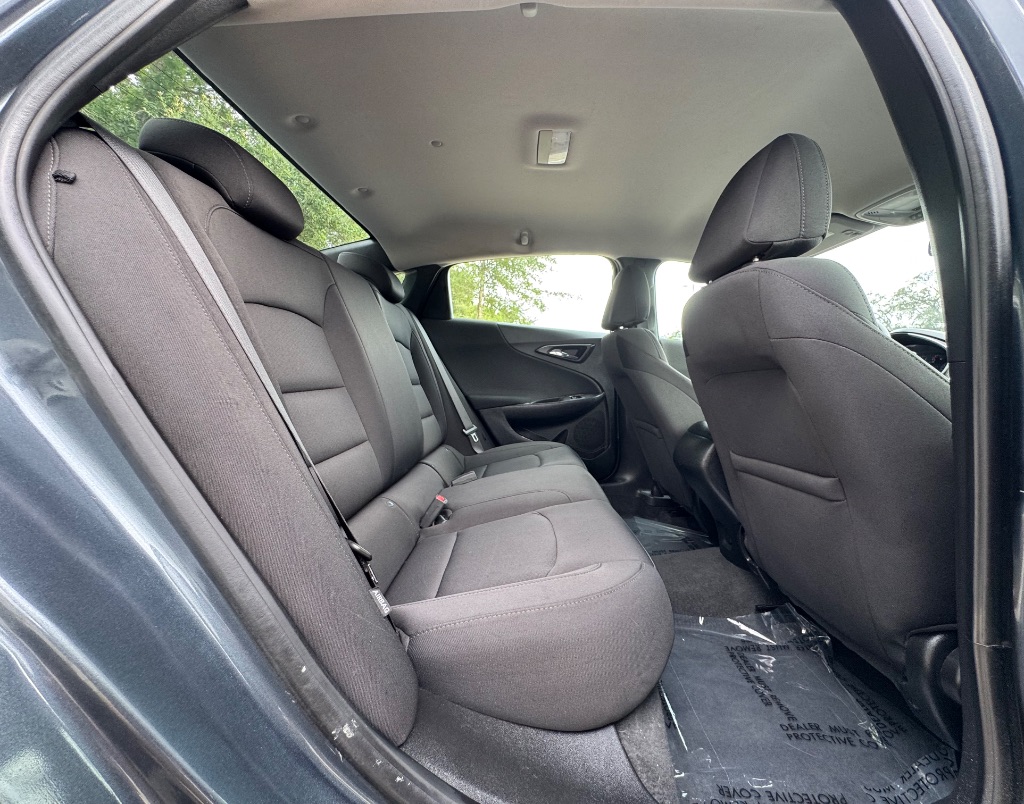 2019 Chevrolet Malibu - $9,995