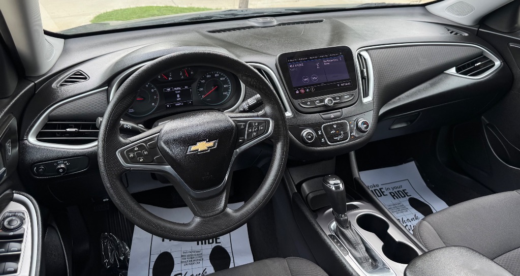 2019 Chevrolet Malibu - $9,995