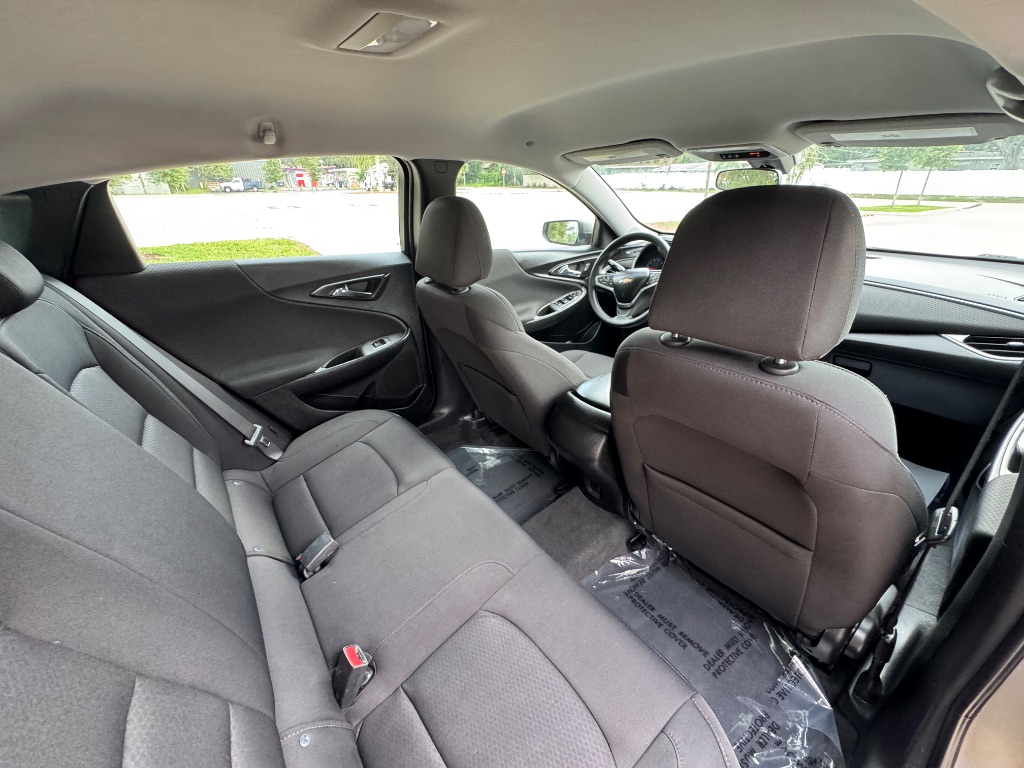 2019 Chevrolet Malibu - $9,995