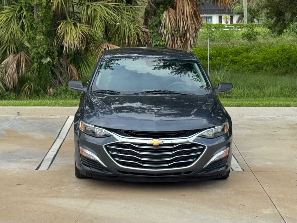 2019 Chevrolet Malibu - $9,995