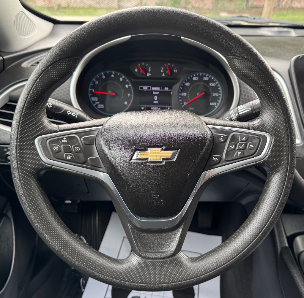 2019 Chevrolet Malibu - $9,995