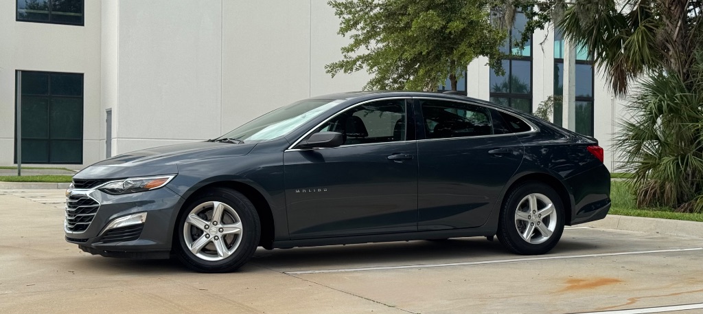 2019 Chevrolet Malibu - $9,995