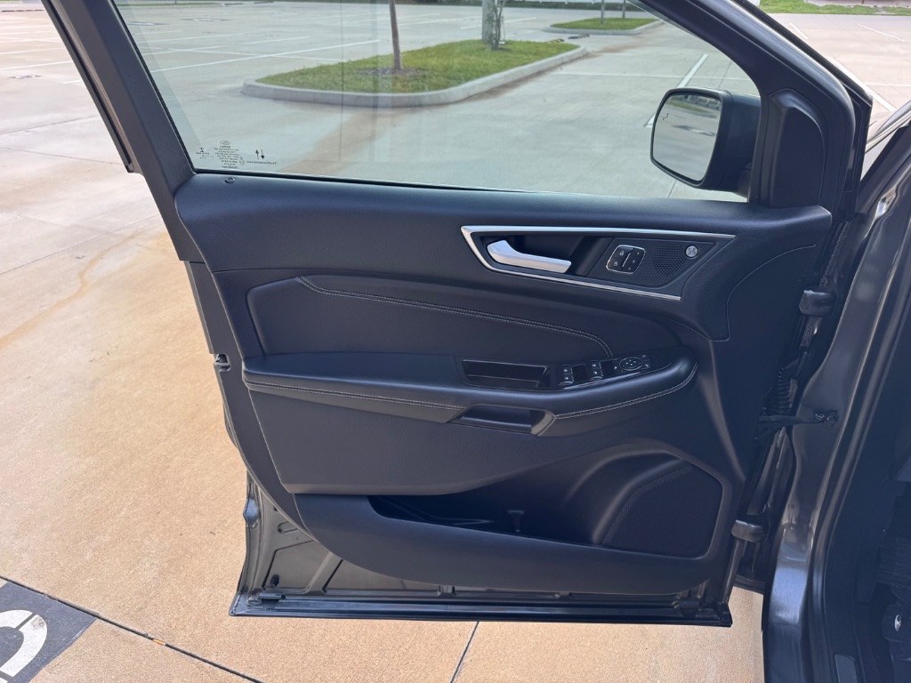 2020 Ford Edge - $11,995