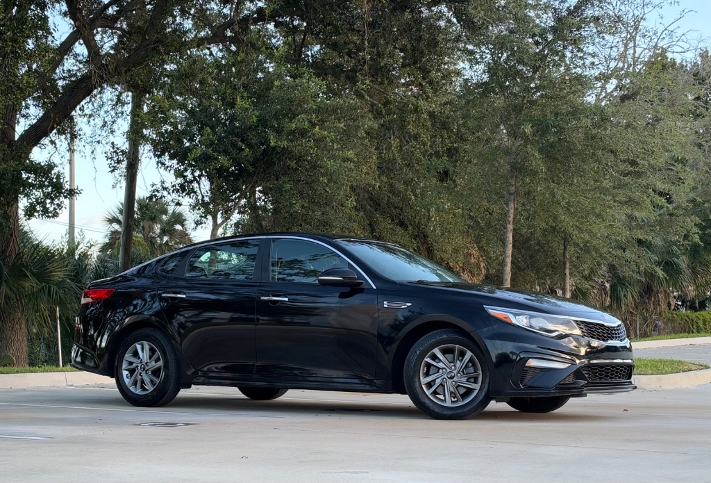 2020 Kia Optima - $9,995