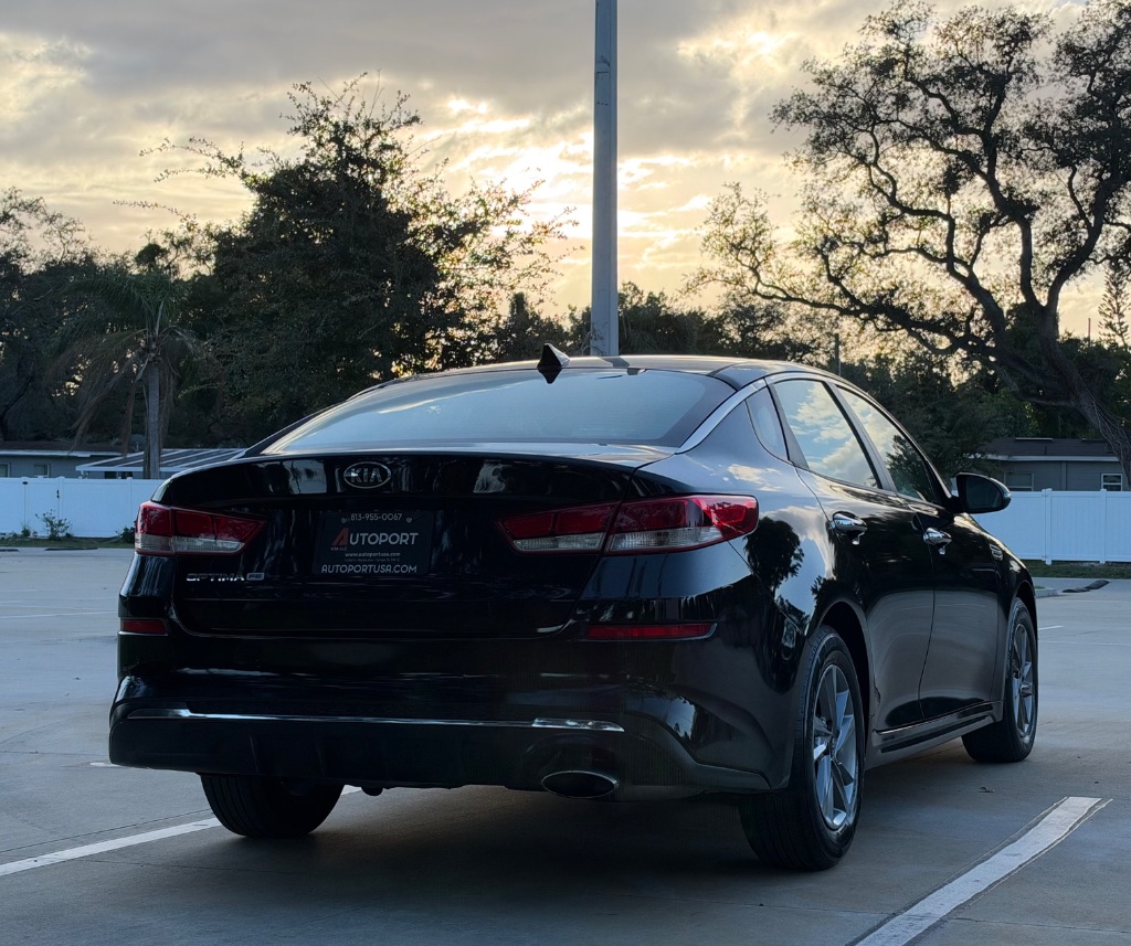 2020 Kia Optima - $9,995