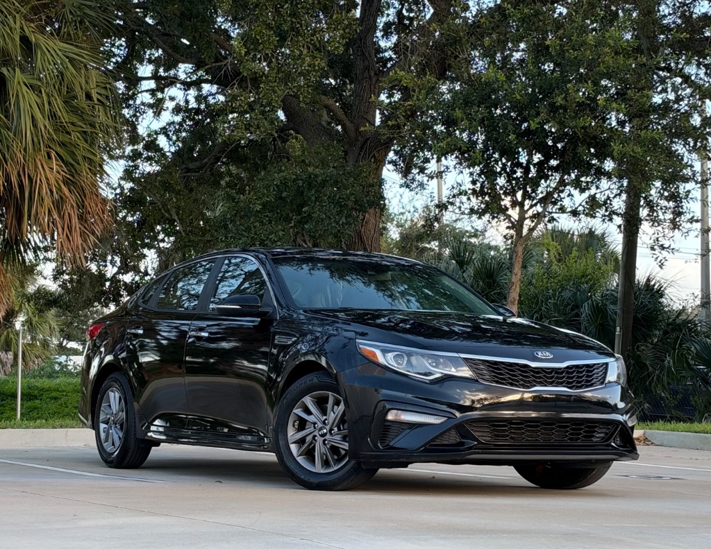 2020 Kia Optima - $9,995