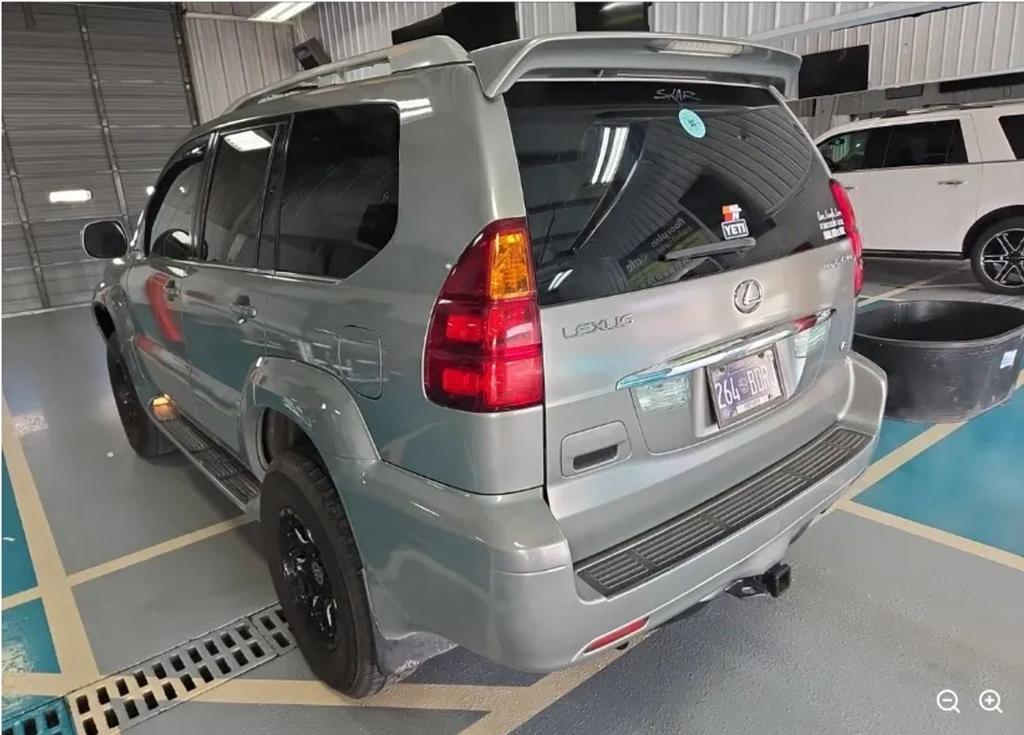 2005 Lexus GX