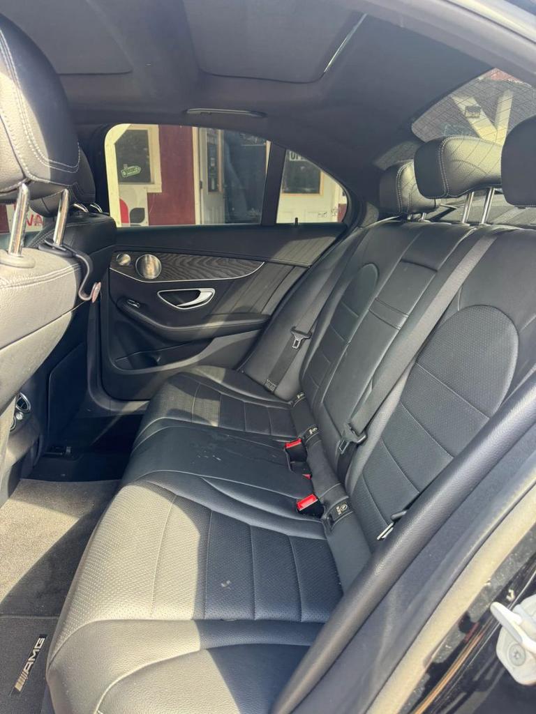 2015 Mercedes-Benz C-Class - $9,500