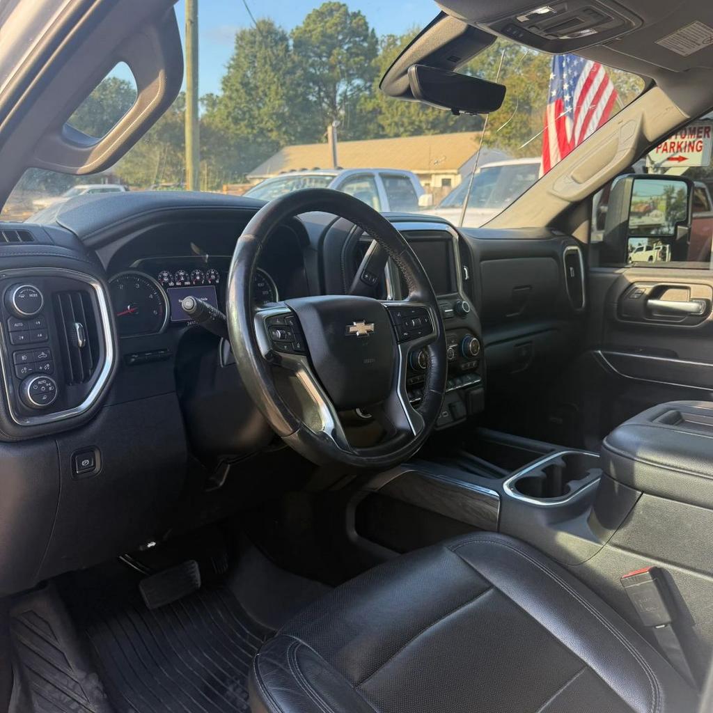 2020 Chevrolet Silverado - $29,500