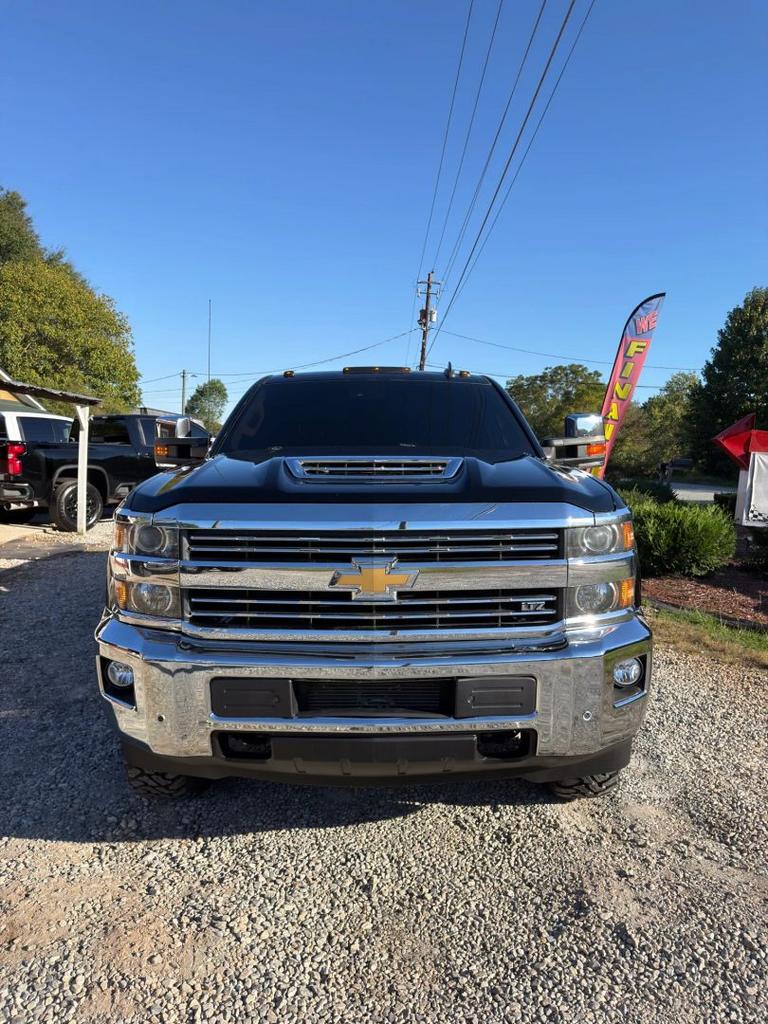 2018 Chevrolet Silverado - $31,500