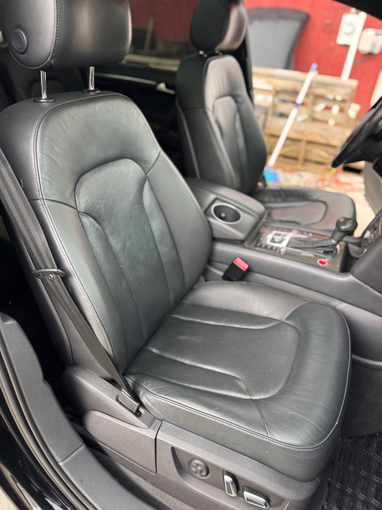 2015 Audi Q7 Prestige S-Line photo