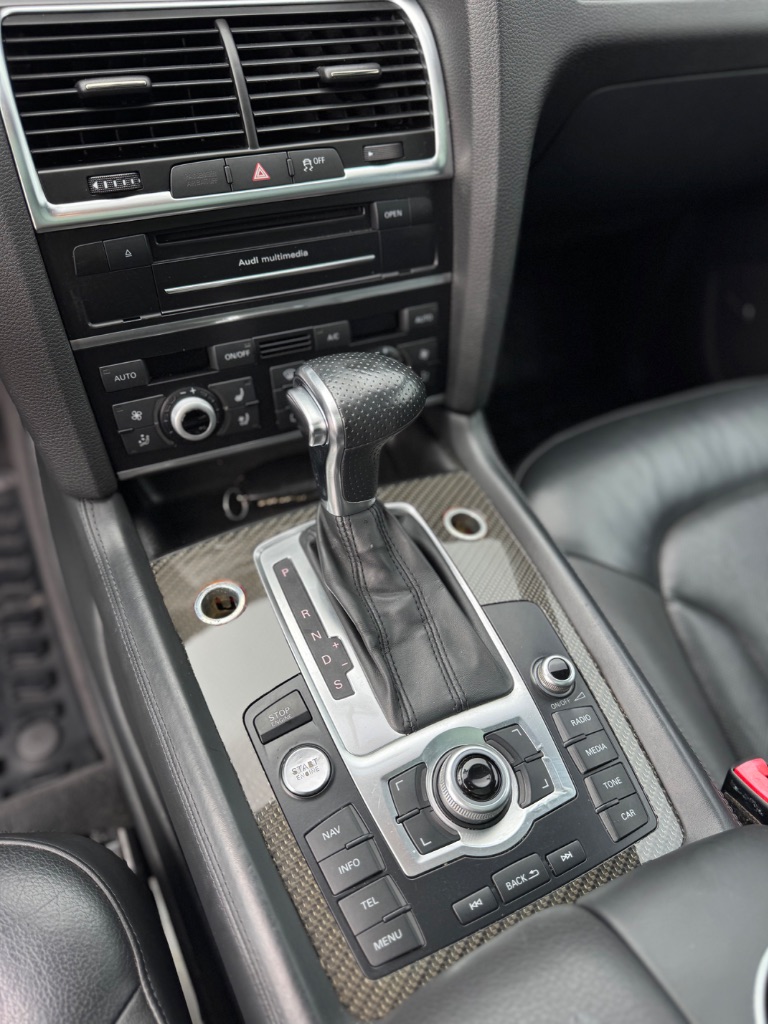 2015 Audi Q7 Prestige S-Line photo