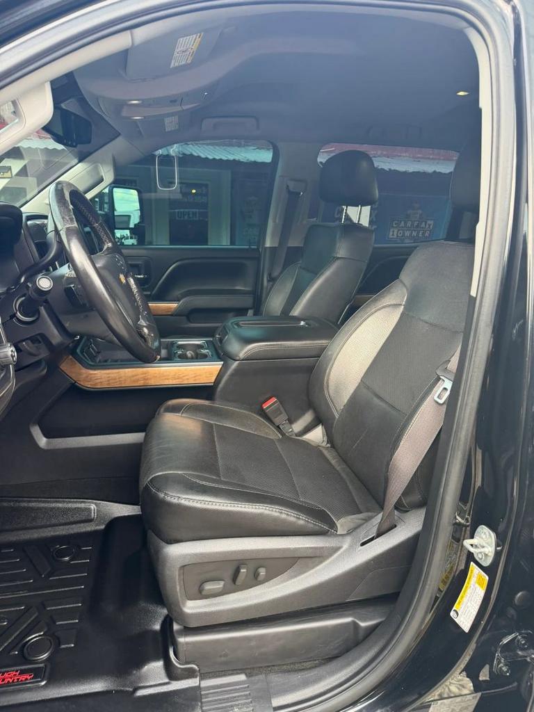 2015 Chevrolet Silverado - $21,500