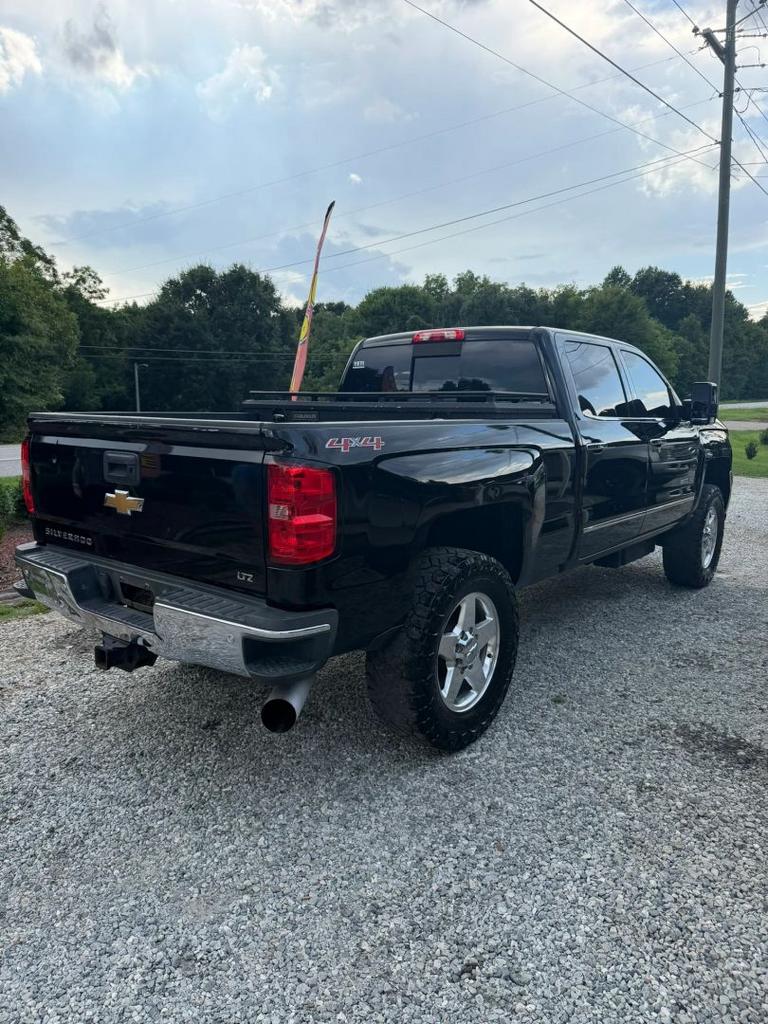 2015 Chevrolet Silverado - $21,500