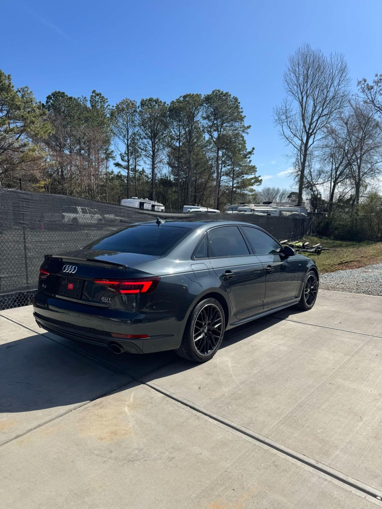 2018 Audi A4 Premium Plus photo