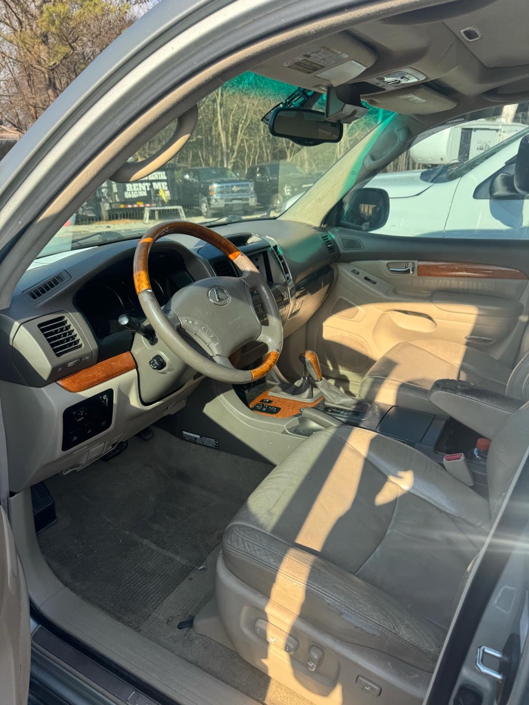 2005 Lexus GX 470 photo