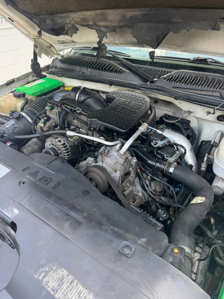 2007 Chevrolet Classic - $7,900