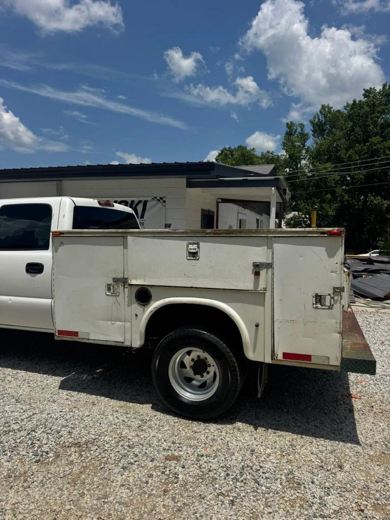 2007 Chevrolet Classic - $7,900