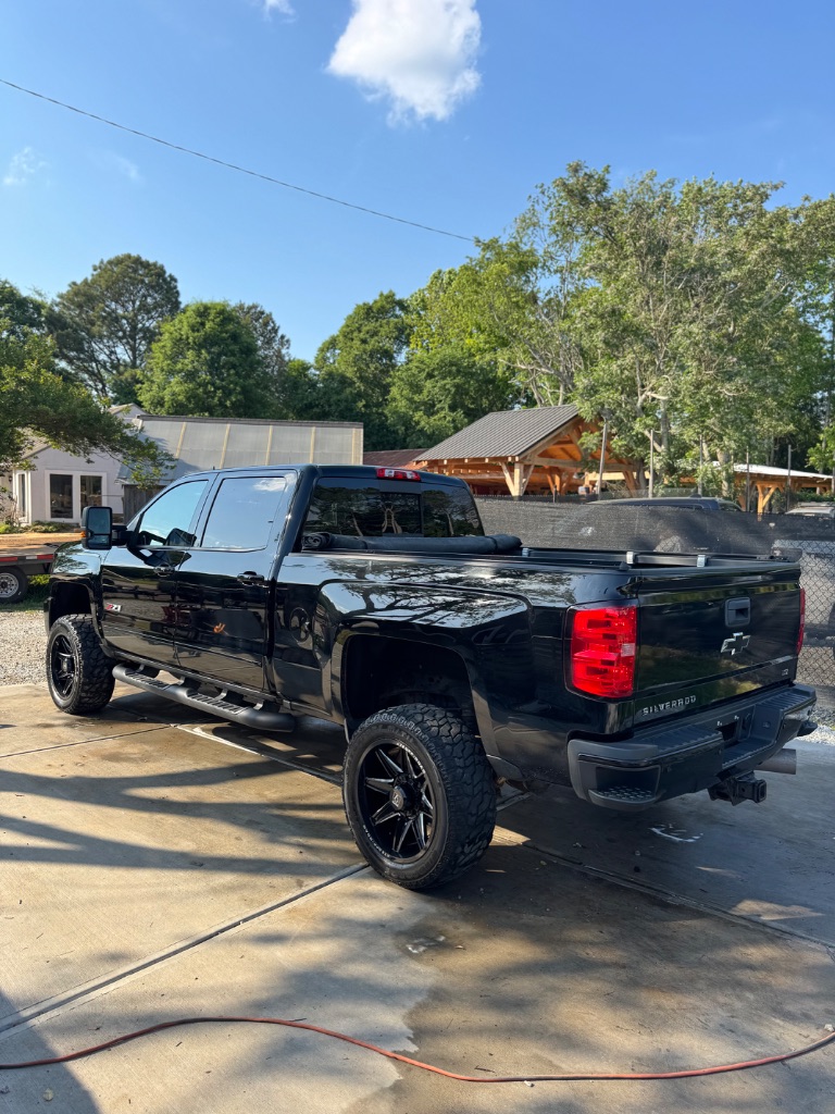 2018 Chevrolet Silverado 2500 LTZ photo