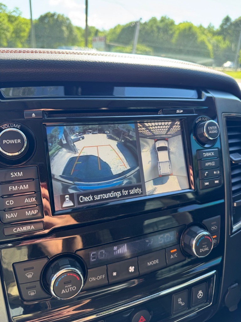 2016 Nissan Titan XD Platinum photo