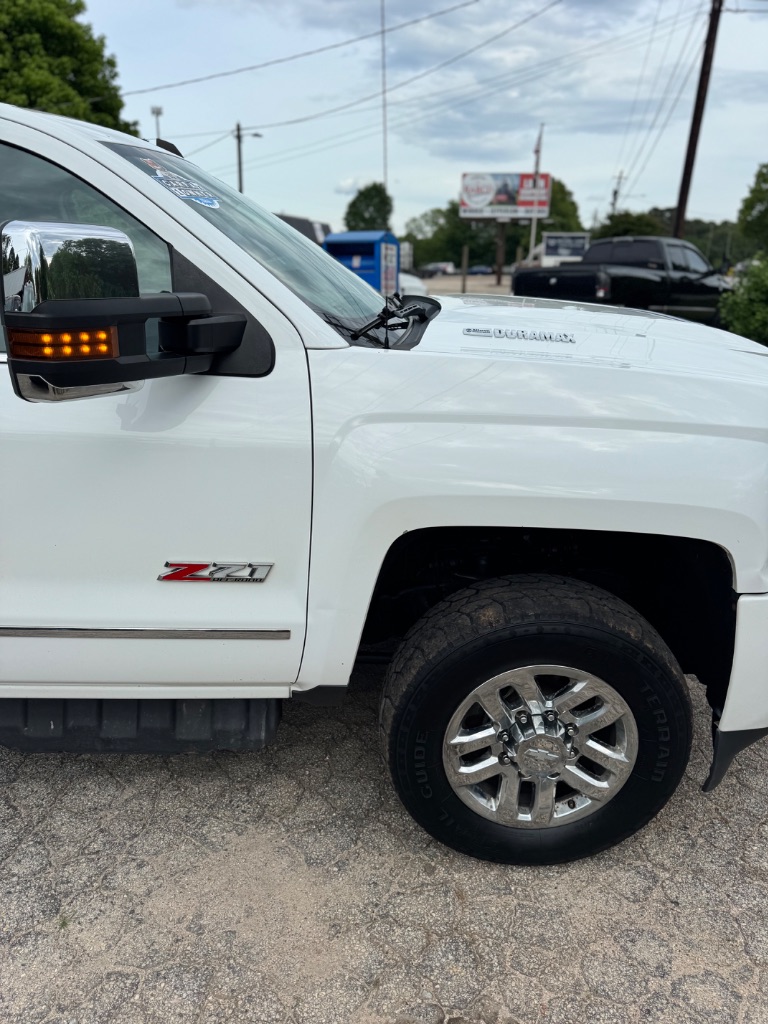 2018 Chevrolet Silverado 3500 LTZ photo
