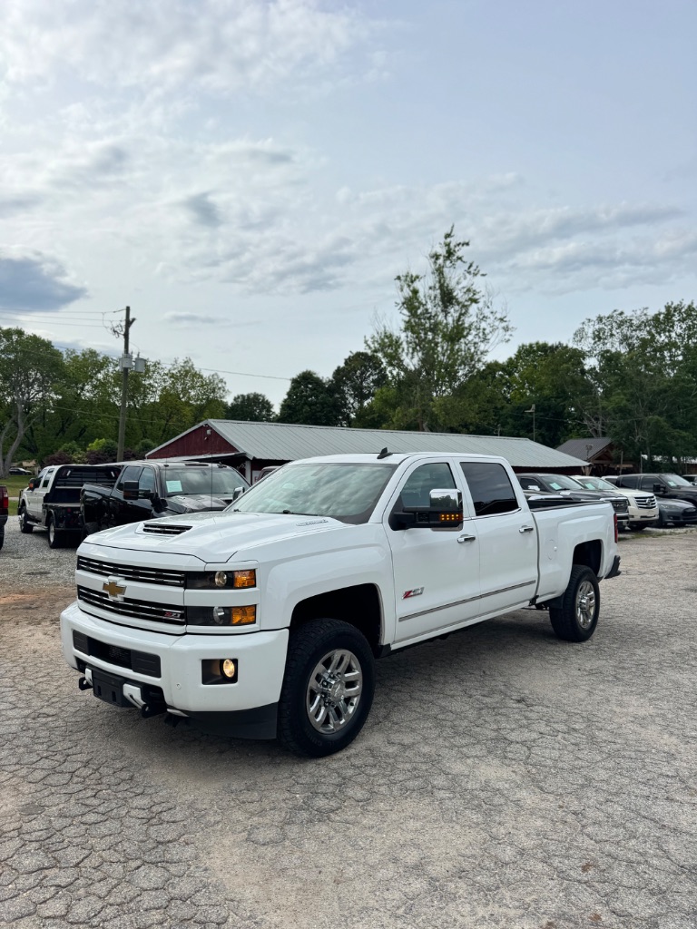 2018 Chevrolet Silverado 3500 LTZ photo
