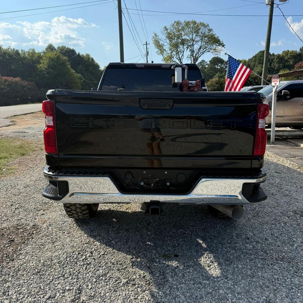 2022 Chevrolet Silverado Hd - $33,900