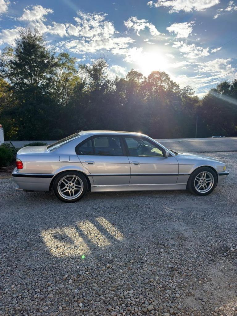 2001 BMW 740i - $7,500