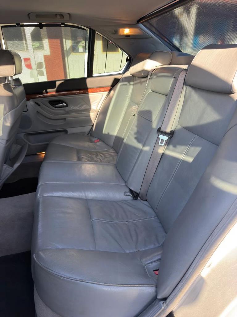 2001 BMW 740i - $7,500