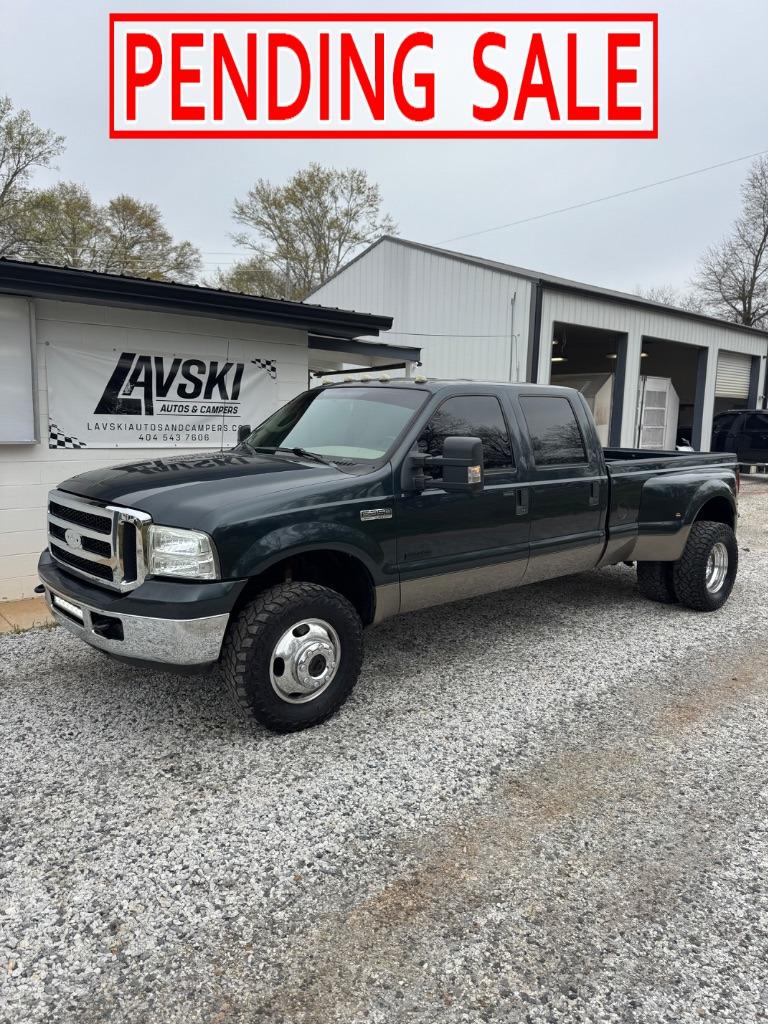 Green 2006 Ford F-350 Super Duty Lariat Crew Cab SB DRW 4WD Pickup Truck Four-Wheel Drive Automatic