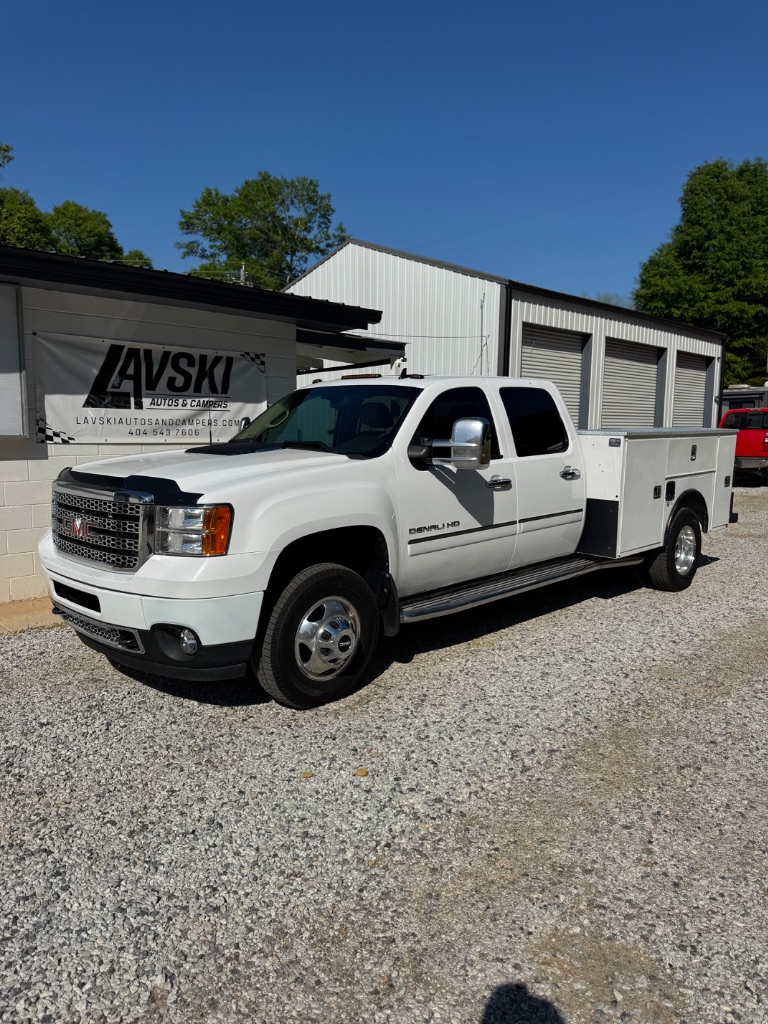 White 2013 GMC Sierra 3500HD Denali Crew Cab SB 4WD Pickup Truck Four-Wheel Drive Automatic