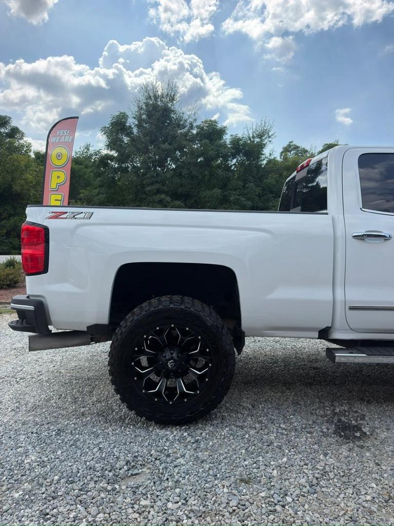 2019 Chevrolet Silverado Hd - $27,500