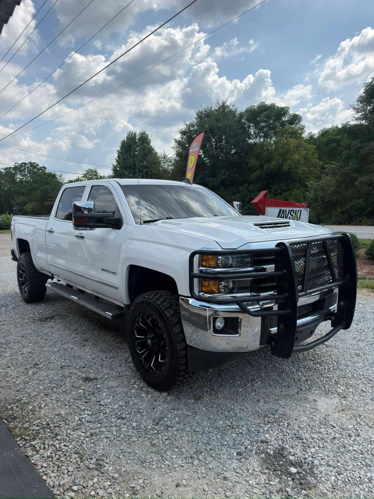 2019 Chevrolet Silverado Hd - $27,500