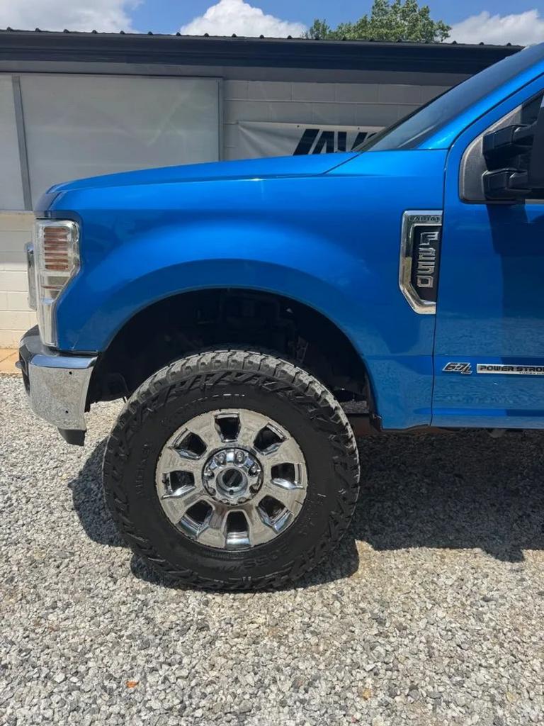 2020 Ford F250 - $30,500