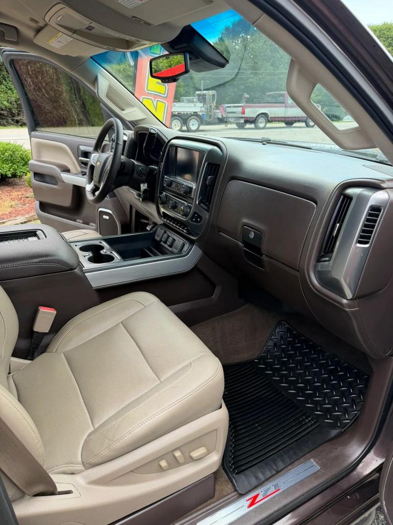 2016 Chevrolet Silverado - $27,900