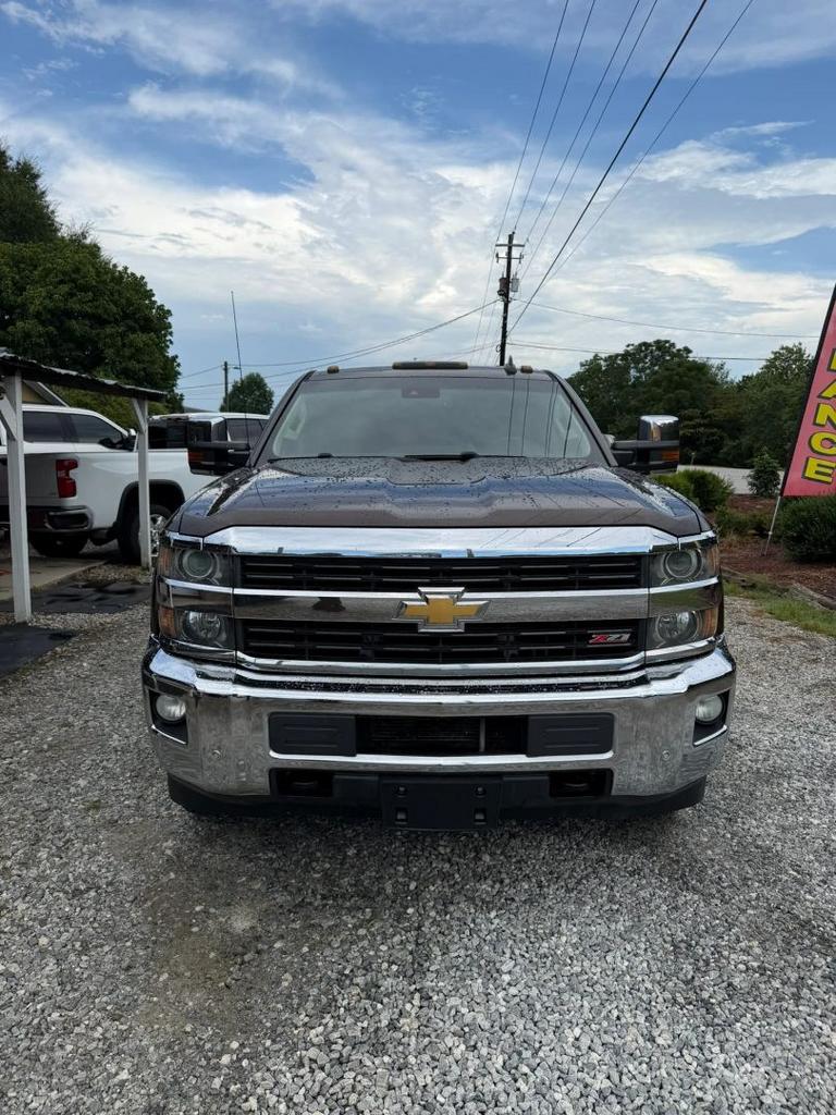 2016 Chevrolet Silverado - $27,900