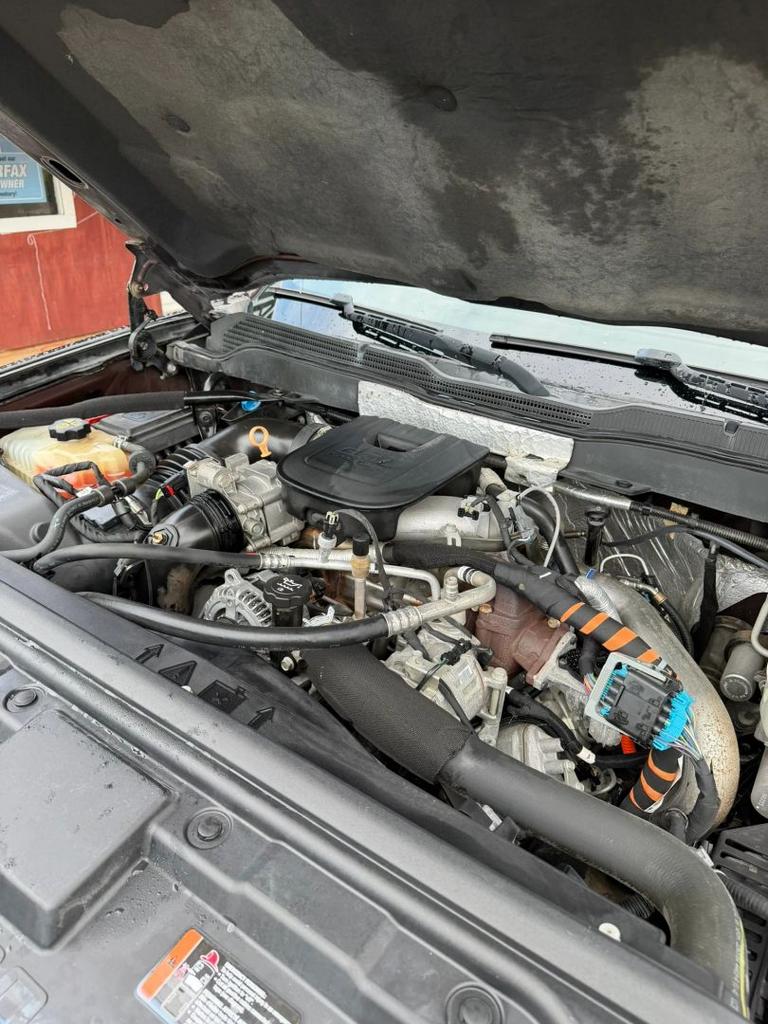 2016 Chevrolet Silverado - $27,900