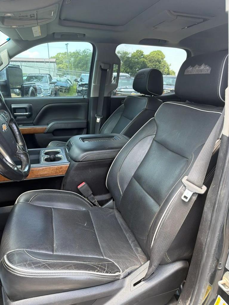 2018 Chevrolet Silverado - $28,900